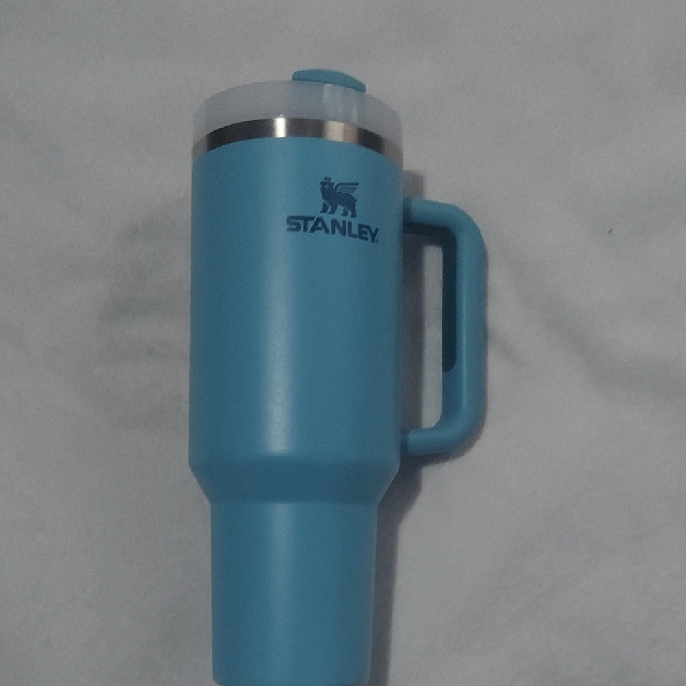 Stanley 40 Oz Blue Travel Mug - Picture 4 of 12